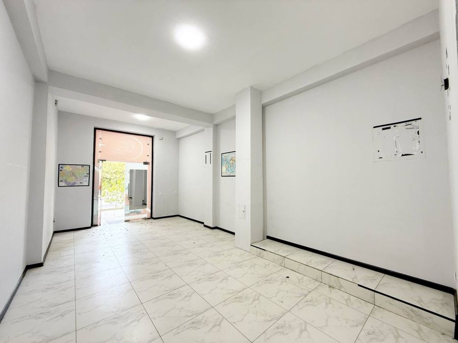 Срочно продаётся нежилое помещения 1линия  магазин офис аптека