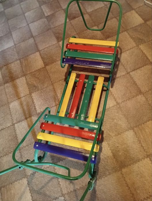 Продам санки для двойняшек либо погодкам