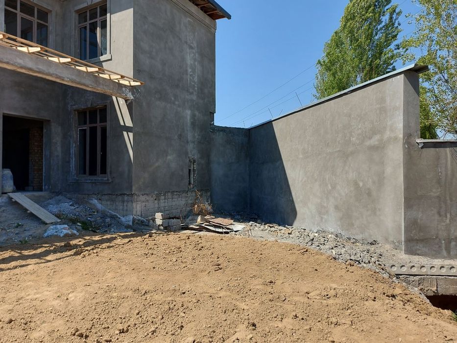 Продаётся дом 5.5 соток. Амир Тимур. Ор-р: база МЧС, напротив Карасу 1