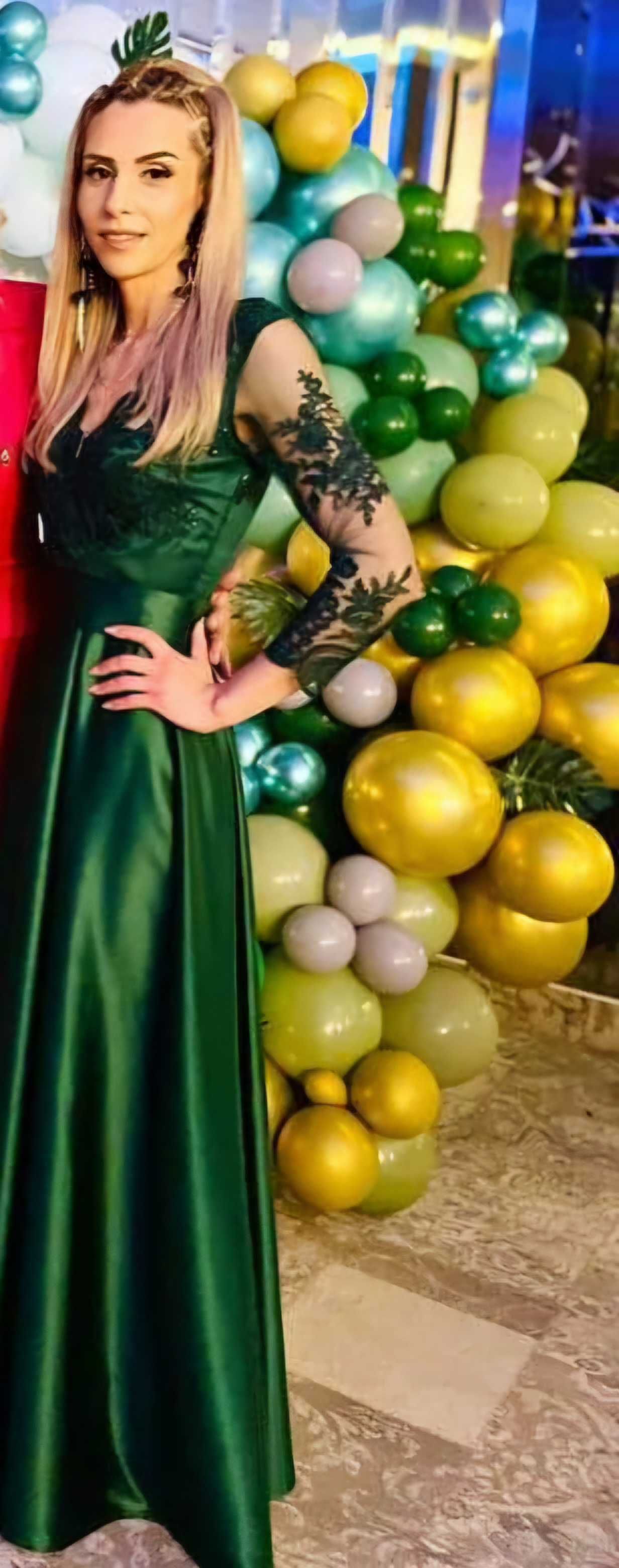 Rochie eleganta de nuntă verde smarald