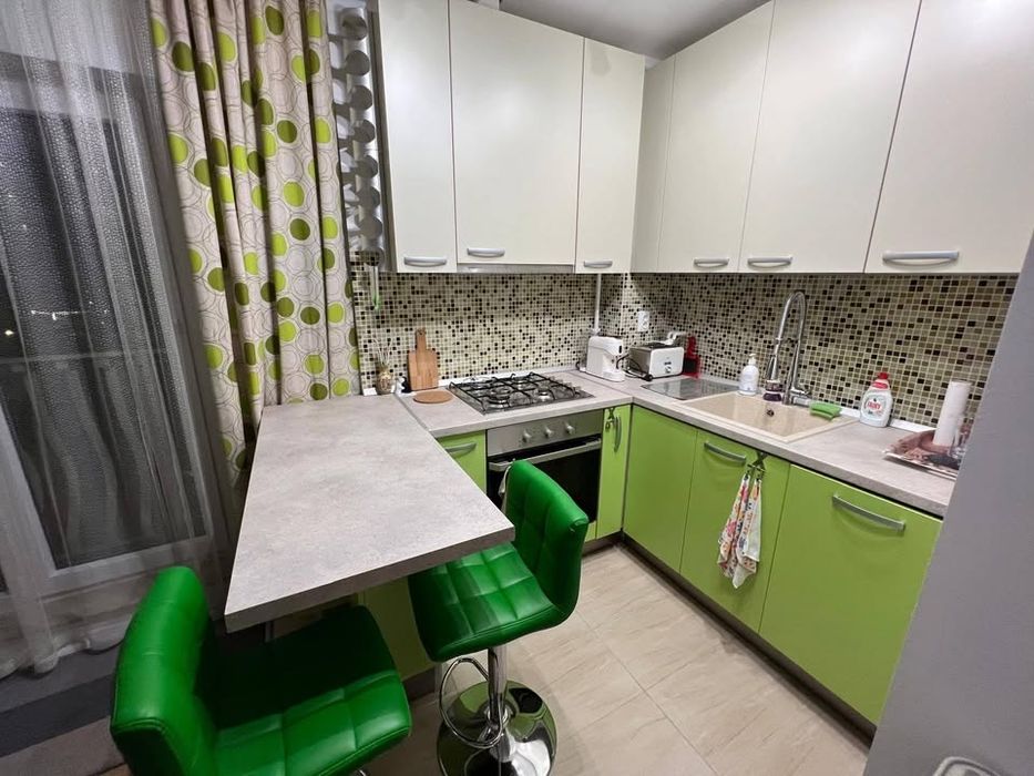 Închiriez apartament 2 camere în complex rezidențial Cosmopolis