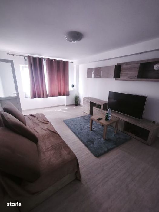 Apartament 3 camere,64mp, etaj 3, zona Penny, Radauti