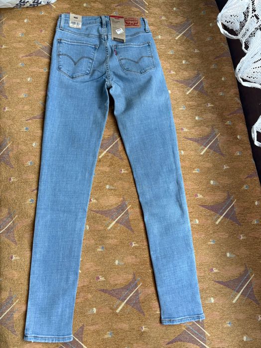 дънки и сукмани на различни марки