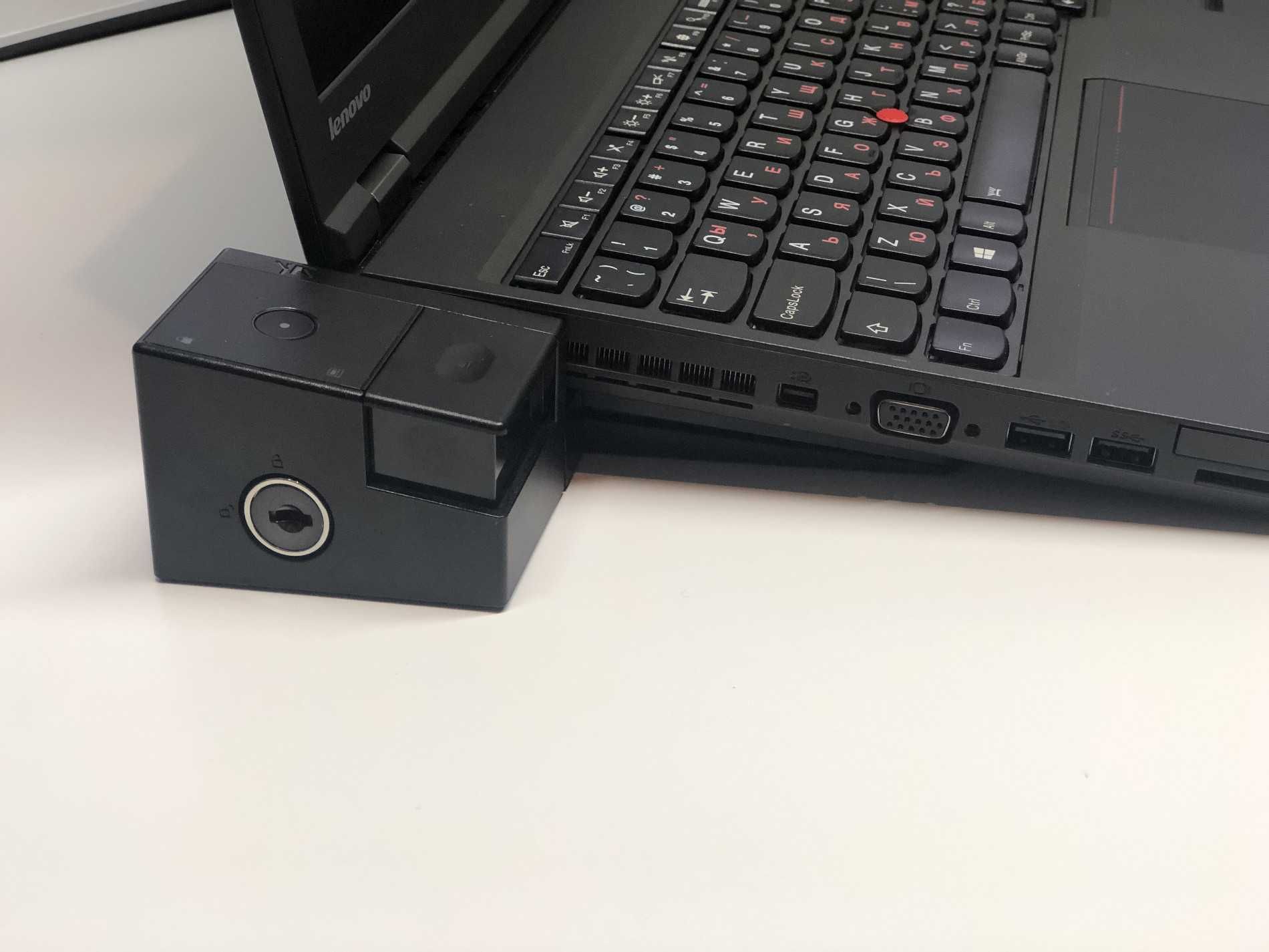 докинг станция Lenovo ThinkPad Ultra Dock 40A2