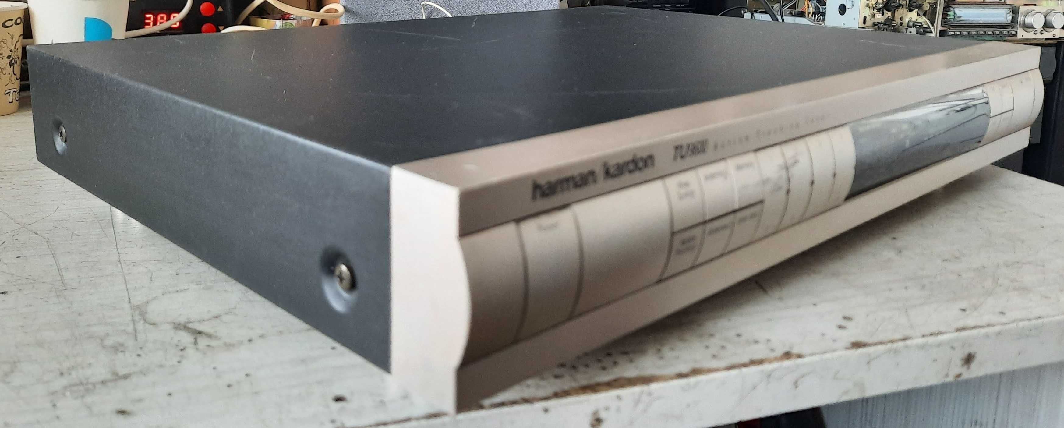 Продавам флагман тунер Harman Kardon TU9600