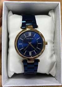 Продам женские часы (синие)