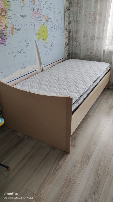 Продам кровать вместе с ортопедическим матрасом