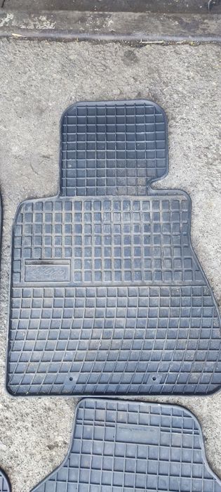 Гумени стелки за BMW E65