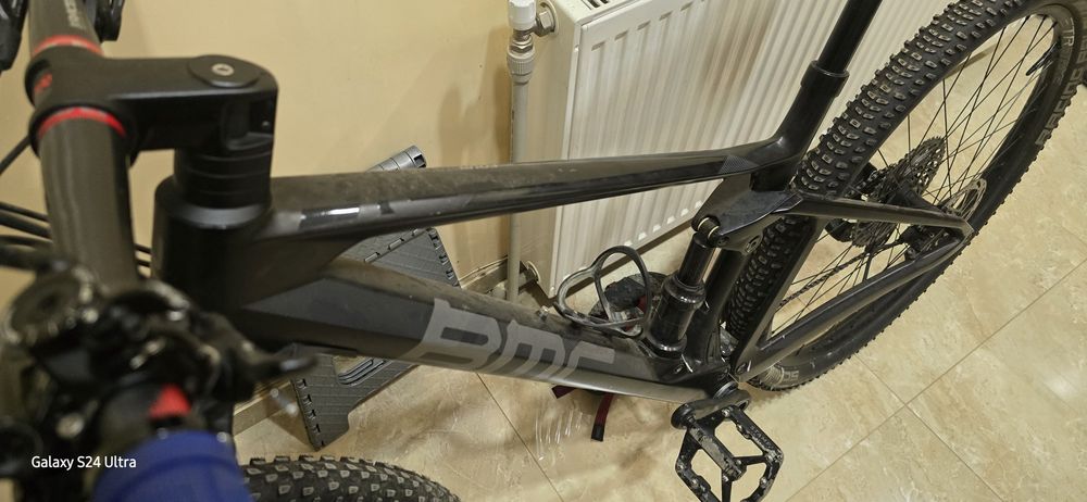 Карбонов велосuneg BMC fourstroke 01 м размер