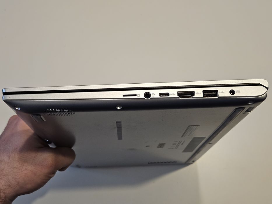 Laptop Asus X512F, I5-10210U, 12gb Ram, SSD M.2 256GB