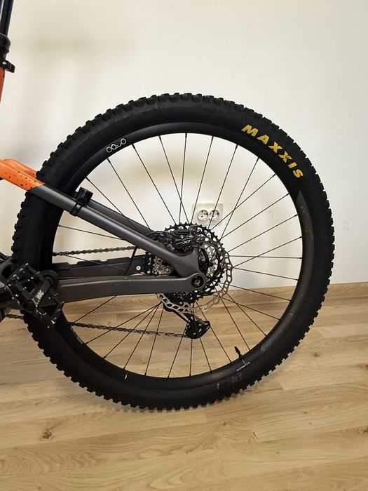 Vand  Bicicleta Electrica ORBEA RISE LT M10 Carbon 18kg, Kashima