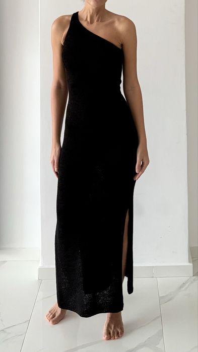 Rochie lunga neagra Stradivarius