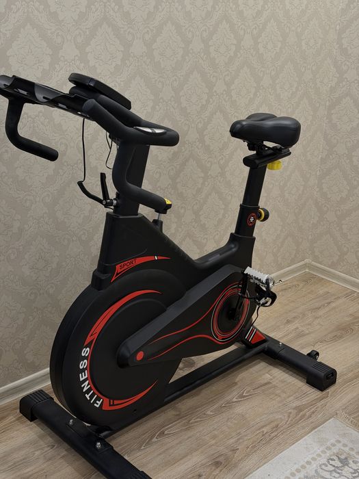 Велотренажер/спин байк,возможен торг