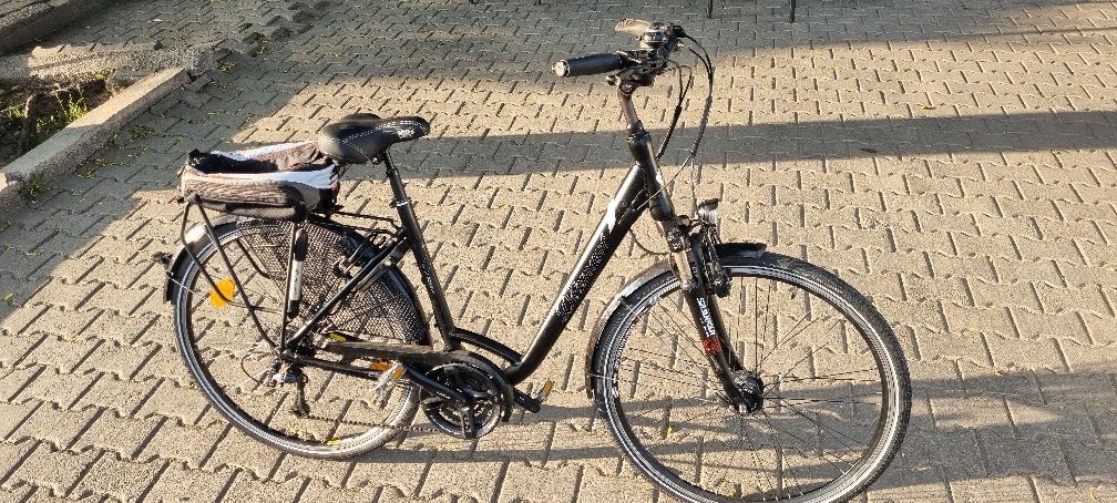 Vând bicicleta Diamant Ubari