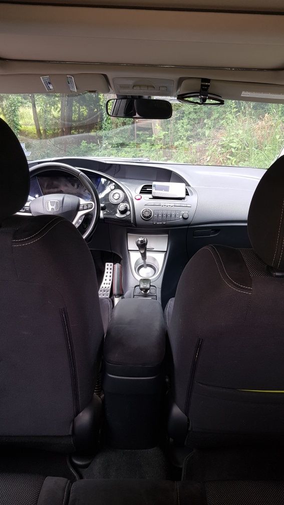 Продавам "HONDA " sivic type S