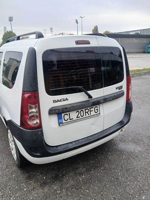 Vând Logan MCV 7 locuri