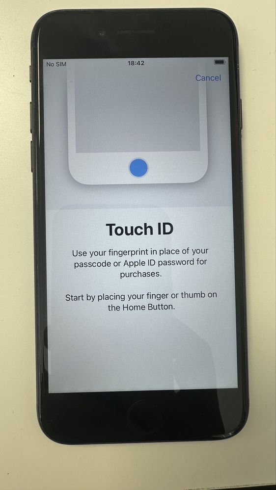 Продавам iPhone 7 32 GB