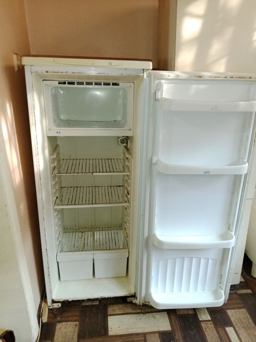 Холодильник  500.000