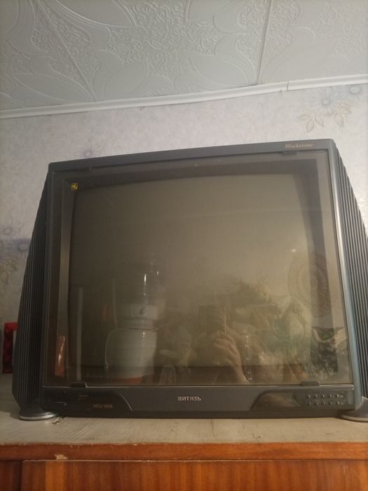 Продам Телевизоры . Витязь .и  JVC .