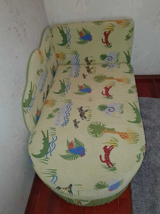 Тахта раскладная с накопителем б/у