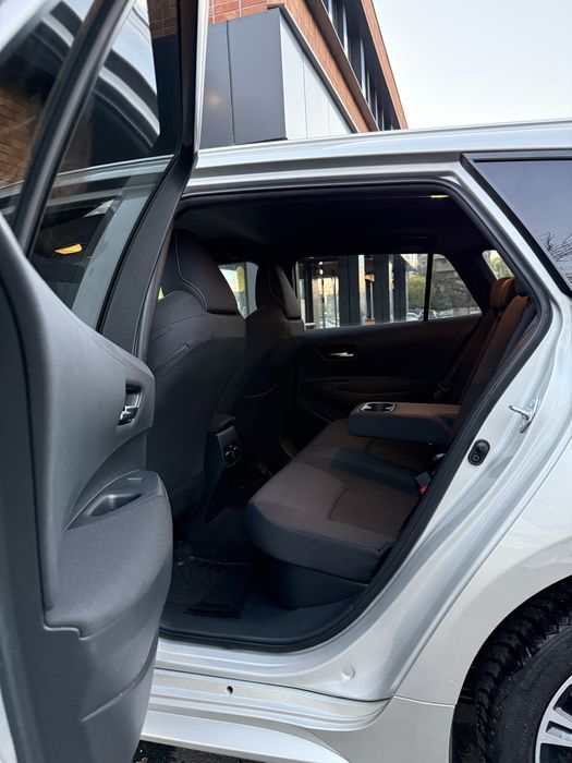 Toyota Corolla Break  1,8 Hybrid 184 CP Team Deutschland 2022 Luna 06