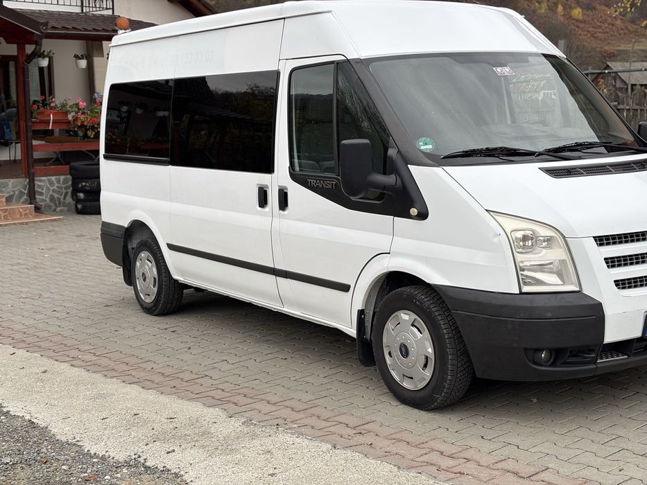 Ford transit 8+1 locuri
