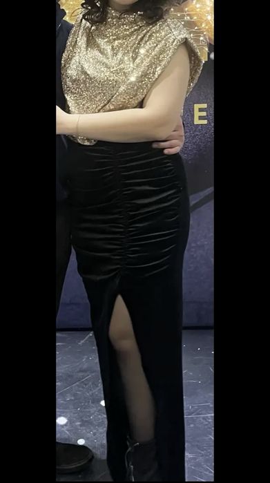 Платье вечернее с пайетками, очень красивое