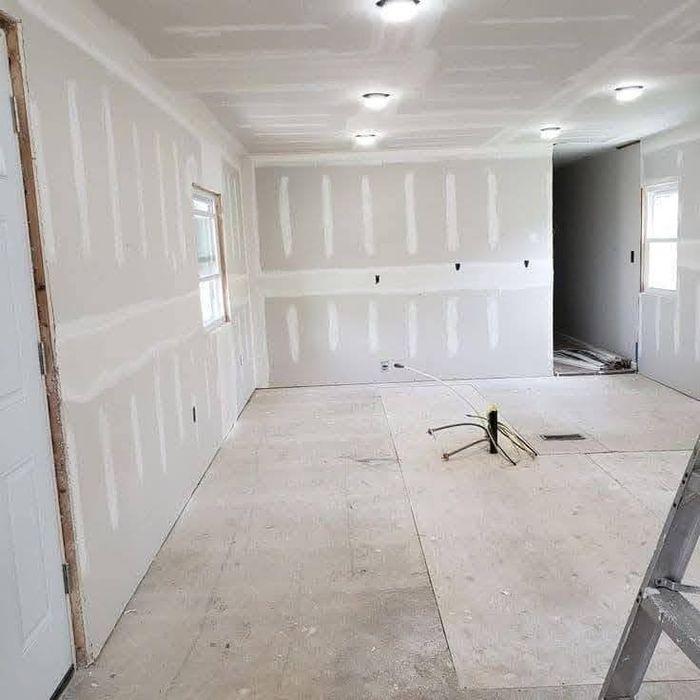 Vând case pe structura metalica