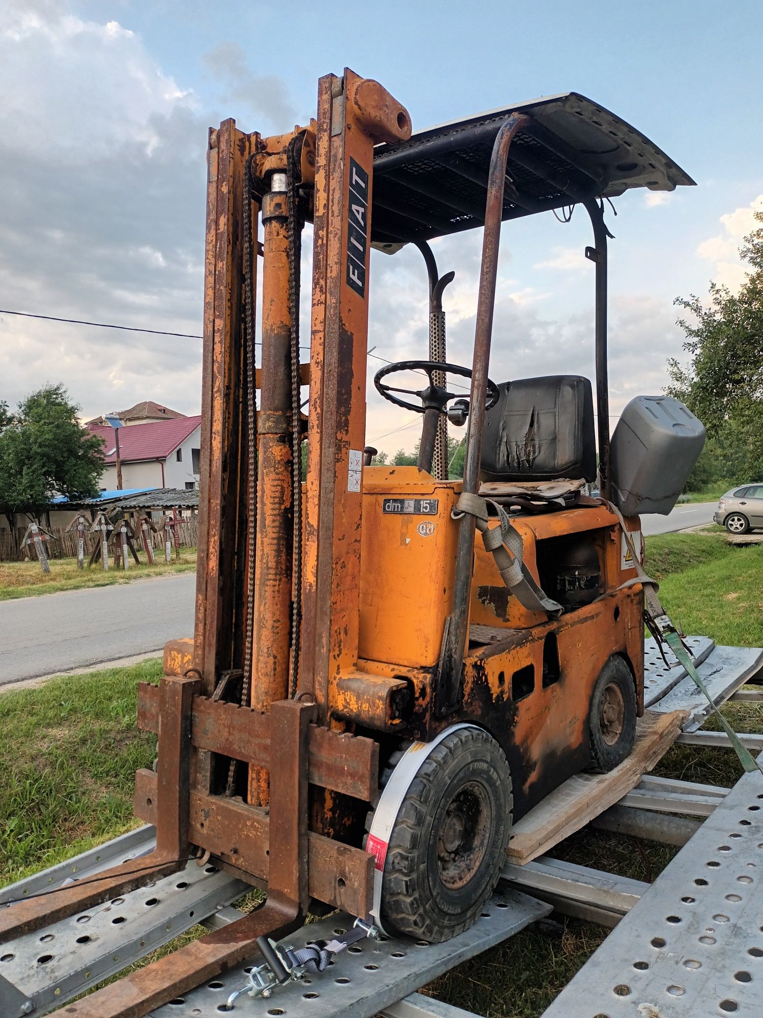 Vând stivuitor cu motor fiat în 3,combine claas dominator 78S,motor în