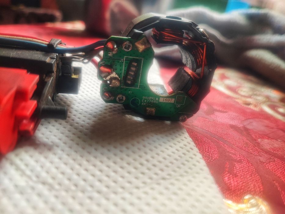 Piese Bosch Profesional GSR 185-LI – utilizată doar 6 luni