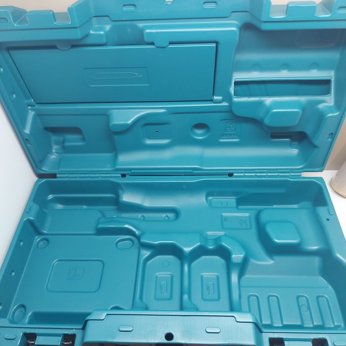 ПРОМОЦИЯ.Нов празен куфар Makita за саблен трион