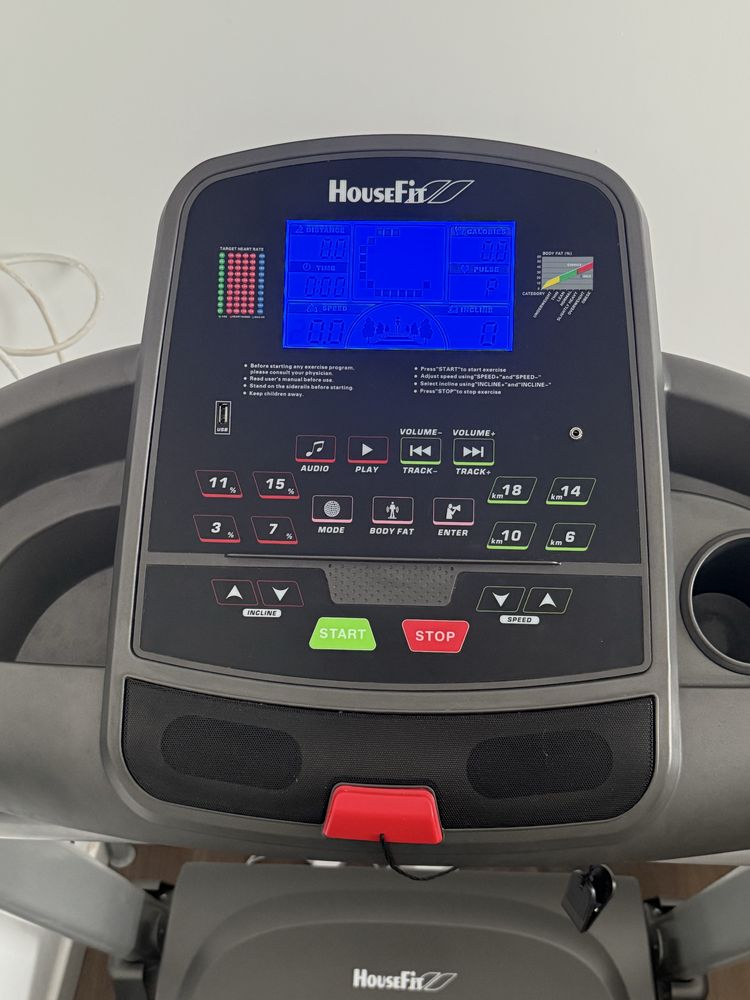 Banda de alergat HouseFit – stare impecabilă
