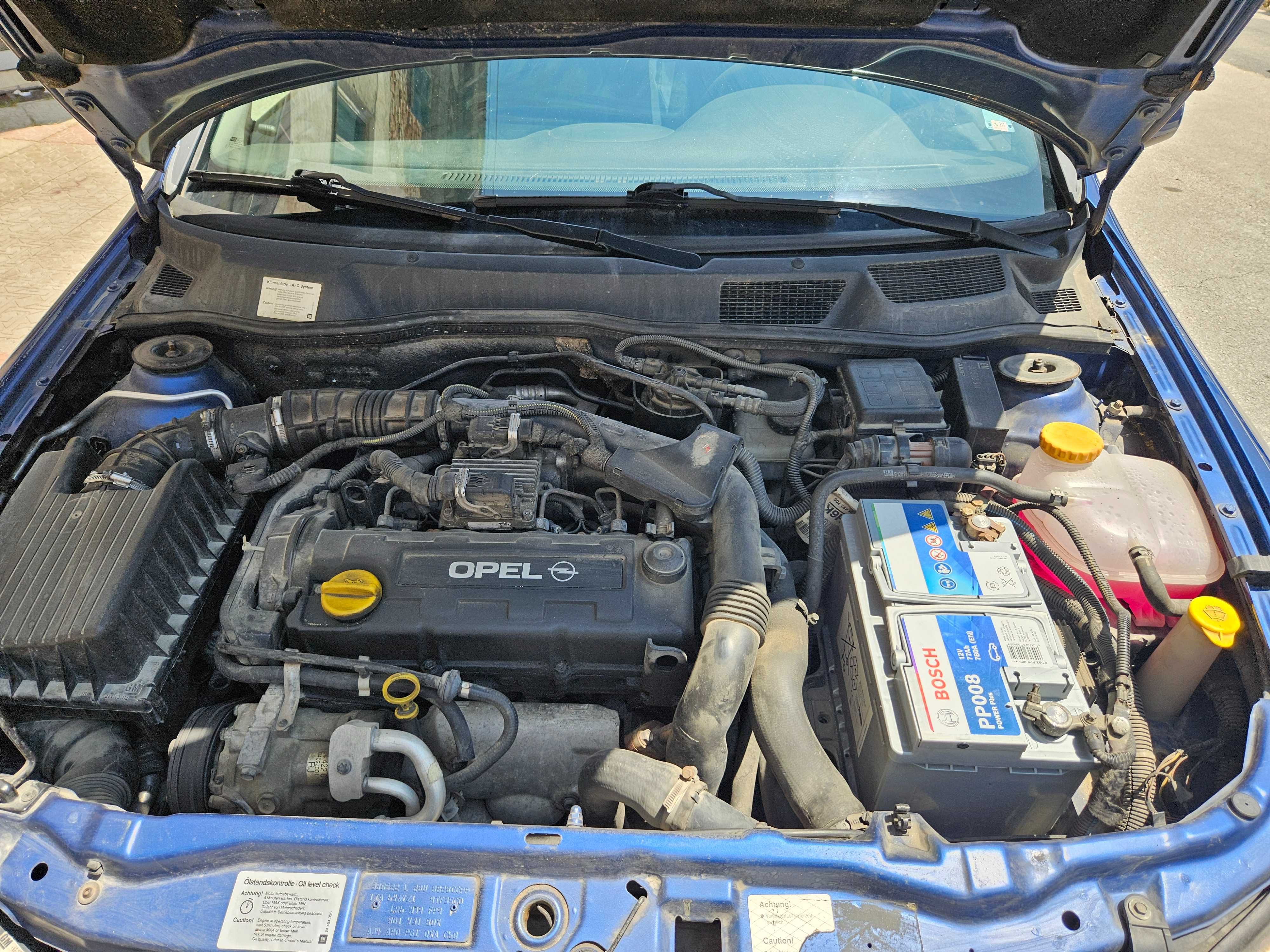Автомобил Opel Astra
