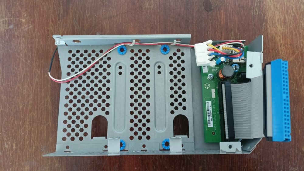 Vand Rack extern de la Seagate (HDD ATA)