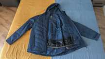 Costum schi bărbați: jachetă, pantaloni, ochelari