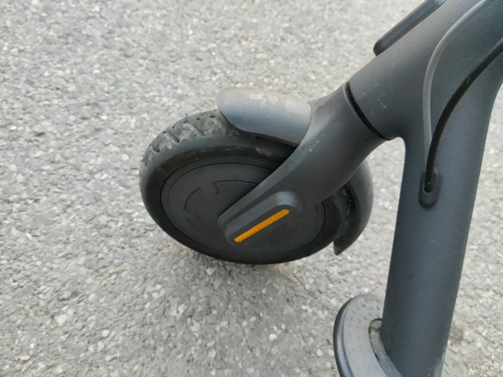 Trotineta electrica xiaomi perfect functional ca noua se vinde cu inca