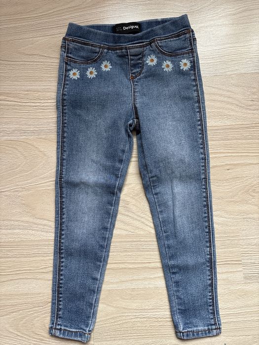 Guess, Zara, Mayoral, Disigual дънки за момиче 4-5 години