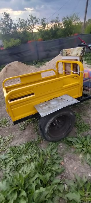 Vând/Schimb Motocultor 16 cp cu remorca și accesorii nu trimit in tara