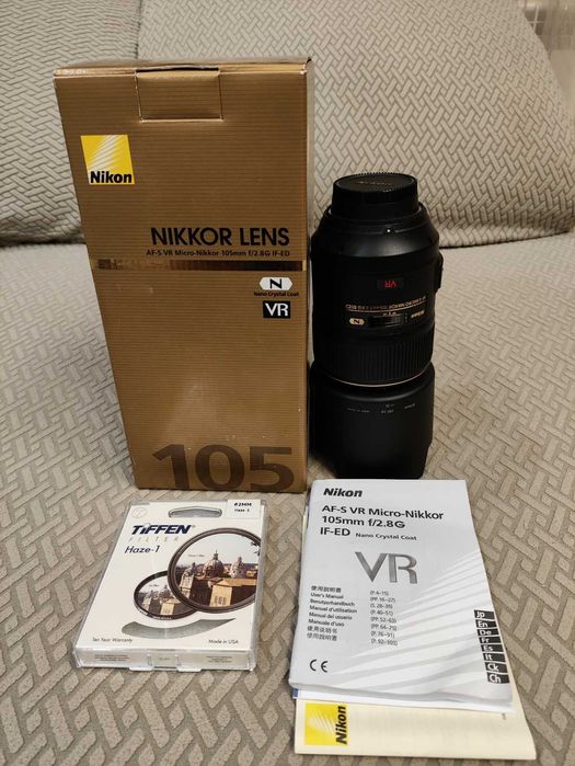 Объектив Nikon 105mm f/2.8G AF-S VR Micro-Nikkor