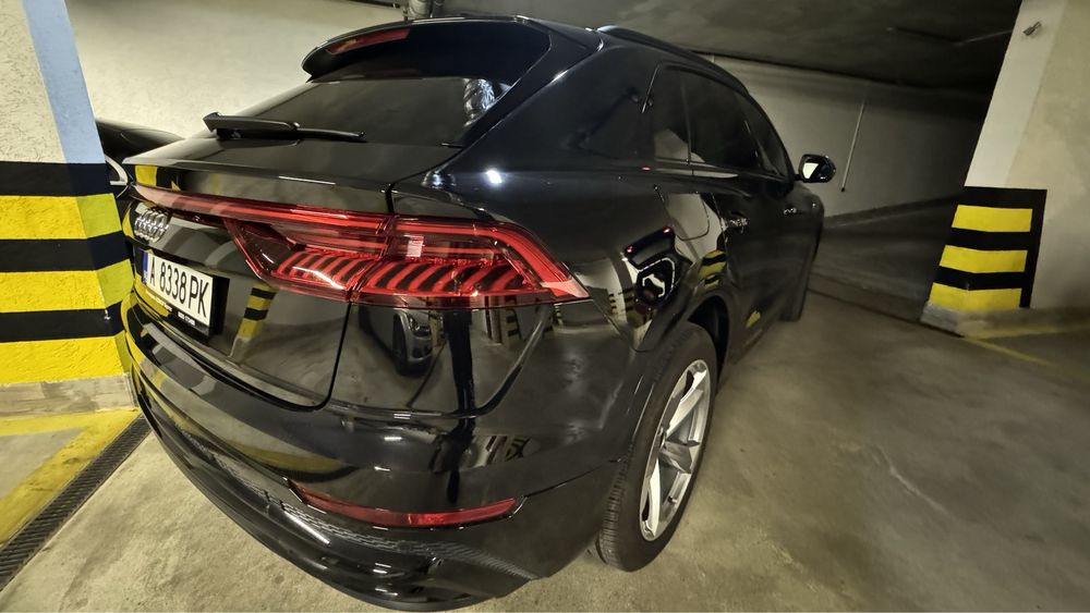 AUDI Q8 S-LINE нов внос