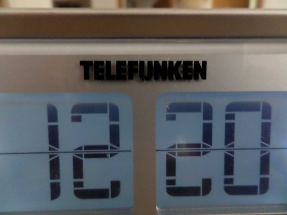 Radio cu ceas Telefunken,desteptator cu 2 alarme frumos,superb
