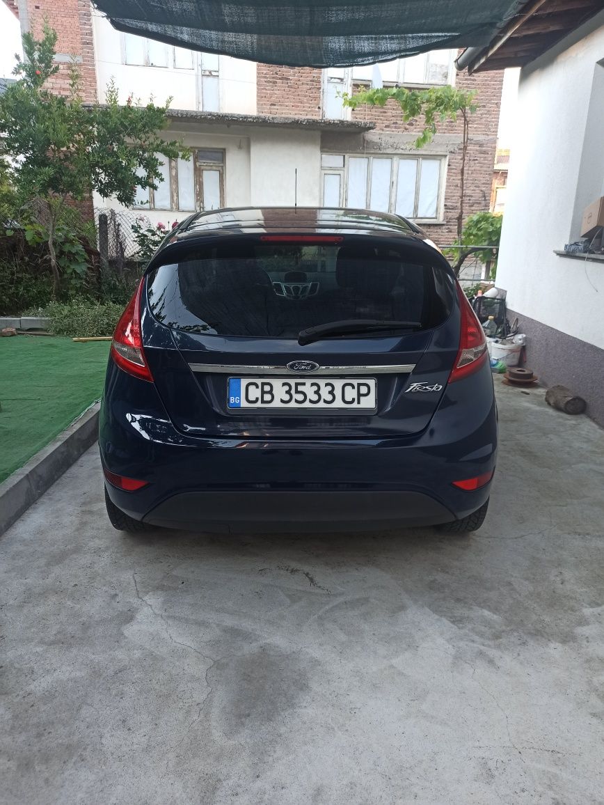Ford Fiesta 1.4 бензин/ газ  2010г.