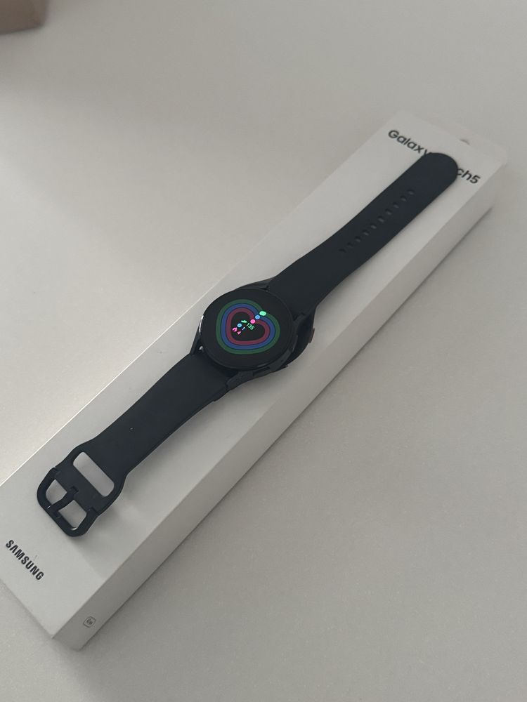Samsung watch 5 в отличном состоянии