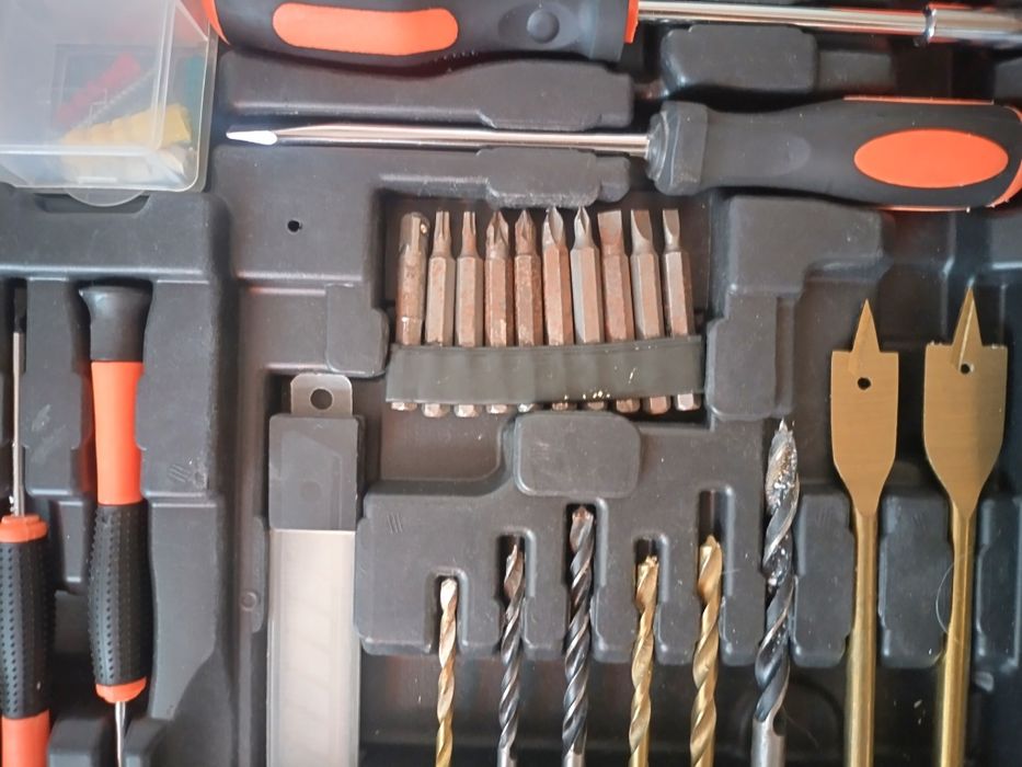 Винтоверт DeWalt