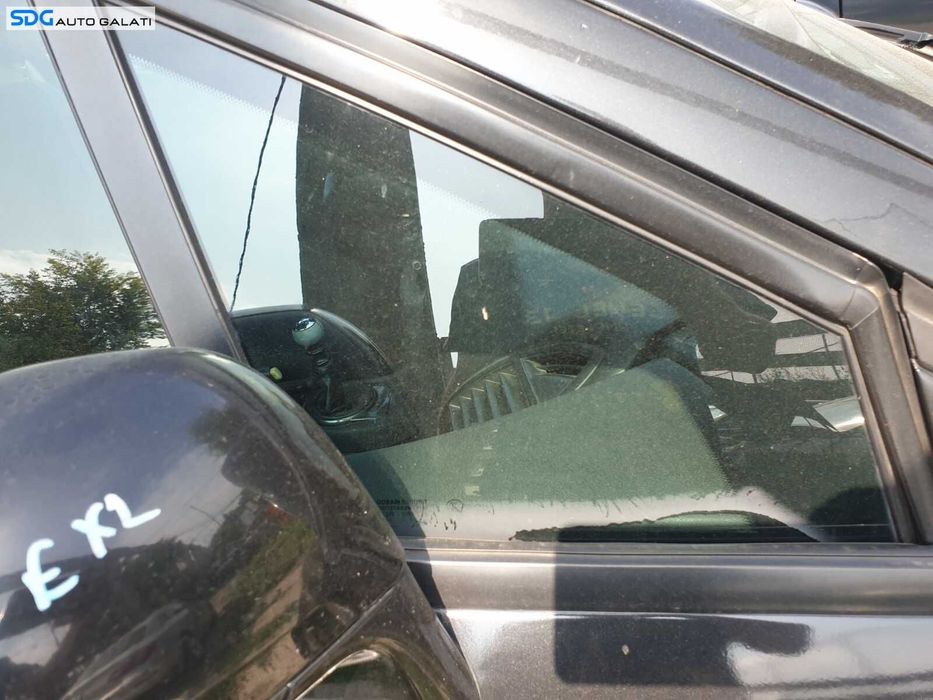 Geam Sticla Fix de pe Usa Portiera Dreapta Fata Citroen C4 Coupe 2 Usi 2004 - 2010