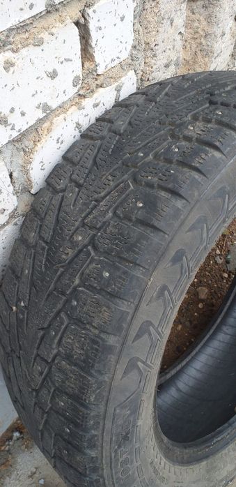 Продам б/у шины. Комплект.