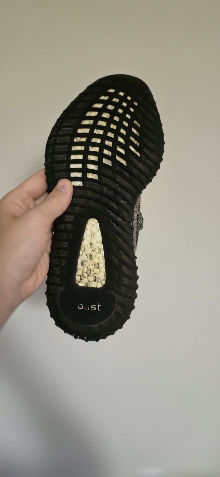 Yeesy 350 v2 beluga carbon оригинални