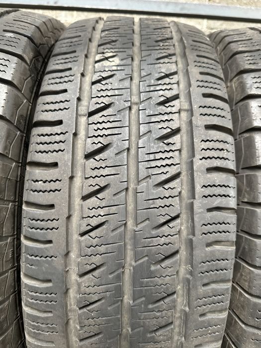 Set anvelope 215/65 R16C BestDrive iarnă (m+s)
