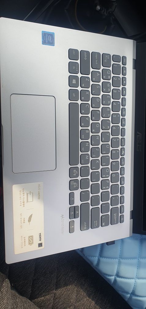 Noutbuk ASUS X409M