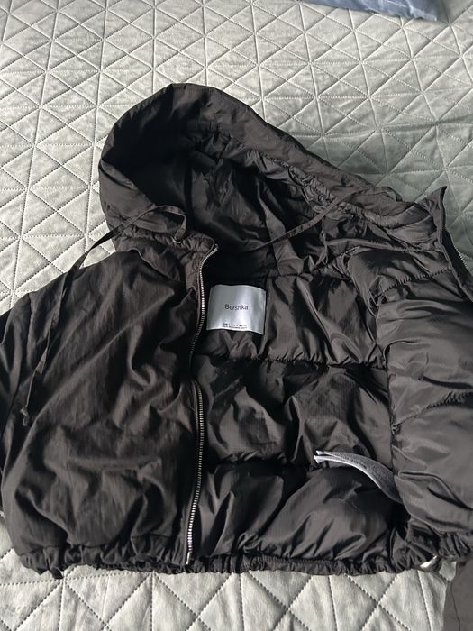Късо зимно яке Bershka